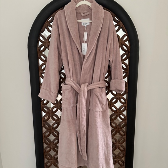 HAVEN WELL WITHIN Plush Robe - Picture 3 of 5